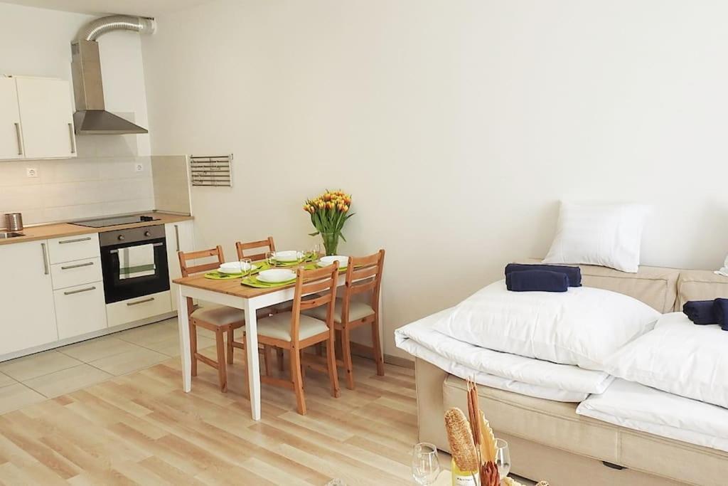 Lux Cordia Apartment With Free Parking Budapest Exterior photo